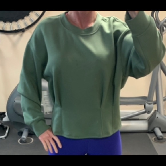 💚LULULEMON GATHERED WAIST CREW PULLOVER-GREEN TWILL-12💚 - Picture 2 of 16